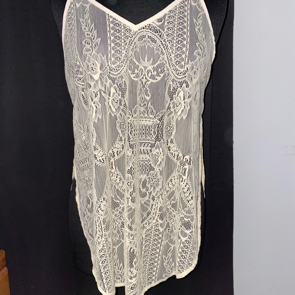 Phanuel Cream Lace Chemise with Floral Patterns
